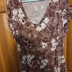 Latched Mama Shirt pink floral color